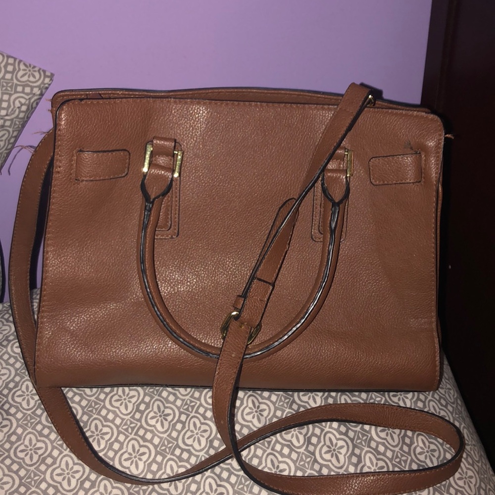 very cute brown crossbody bag